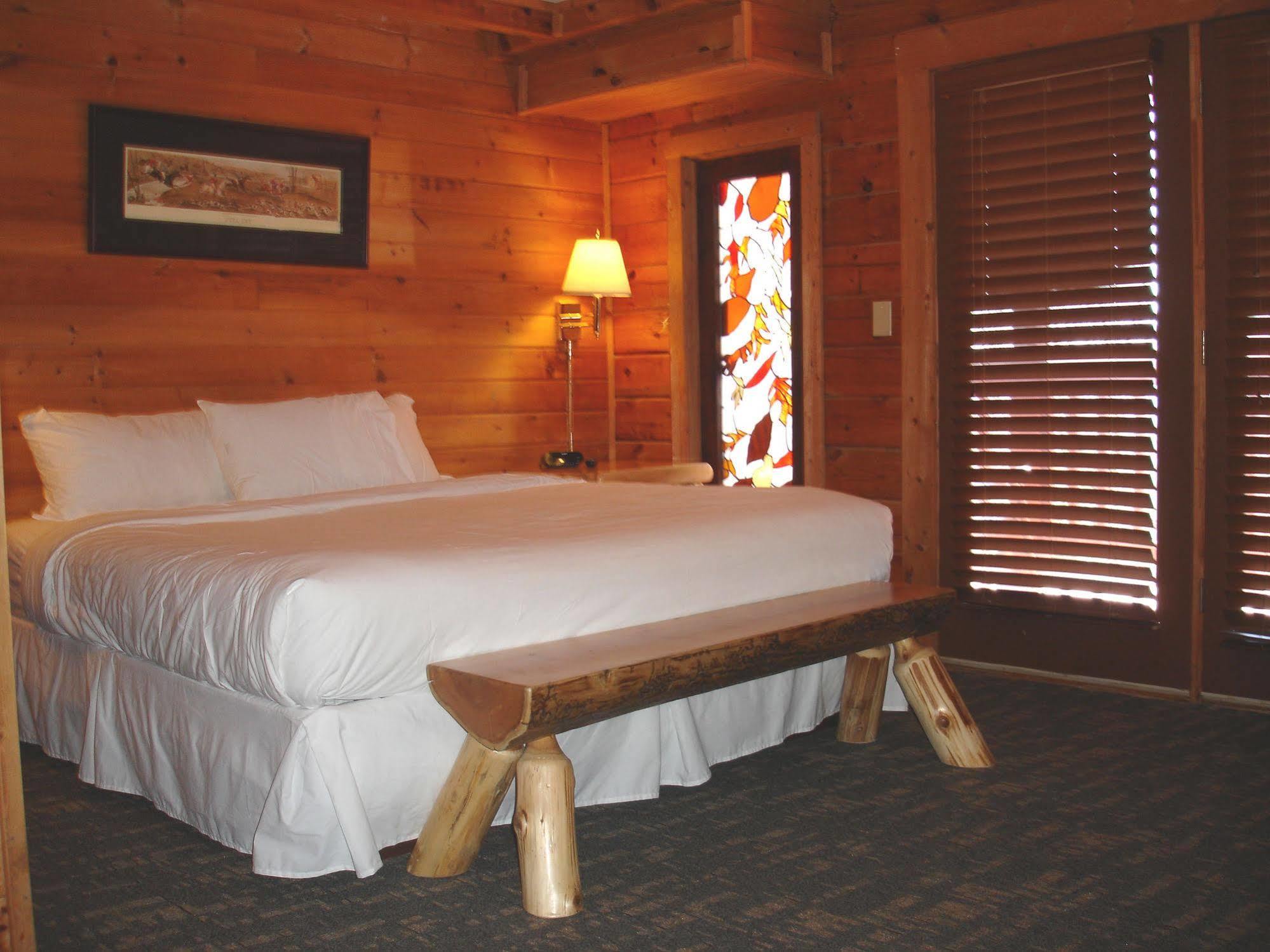 Mountain Top Inn And Resort Warm Springs Extérieur photo