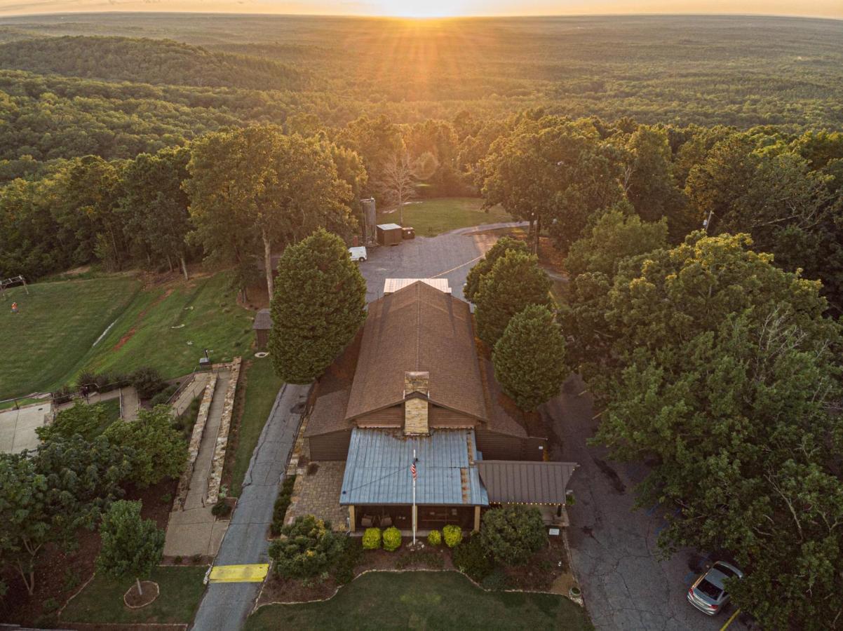 Mountain Top Inn And Resort Warm Springs Extérieur photo